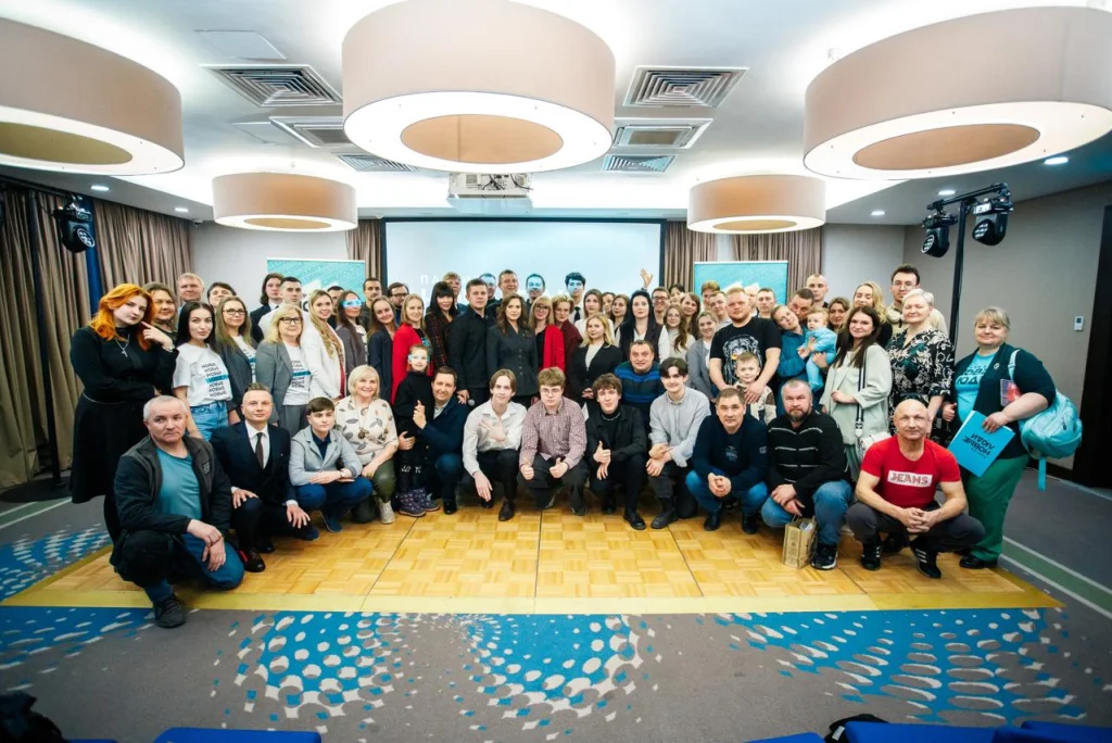 «Новые люди» открыли 8 местных отделений в Калужской области и вручили более 100 партийных билетов