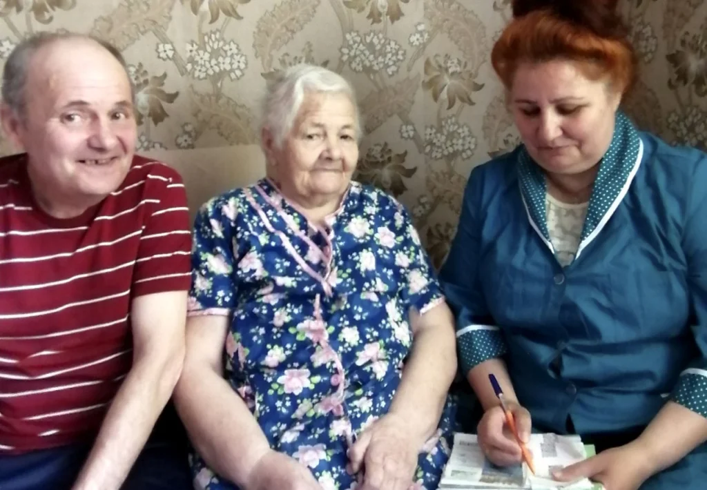 Более 36 тысяч калужан получили помощь соцработников на дому с начала 2026 года