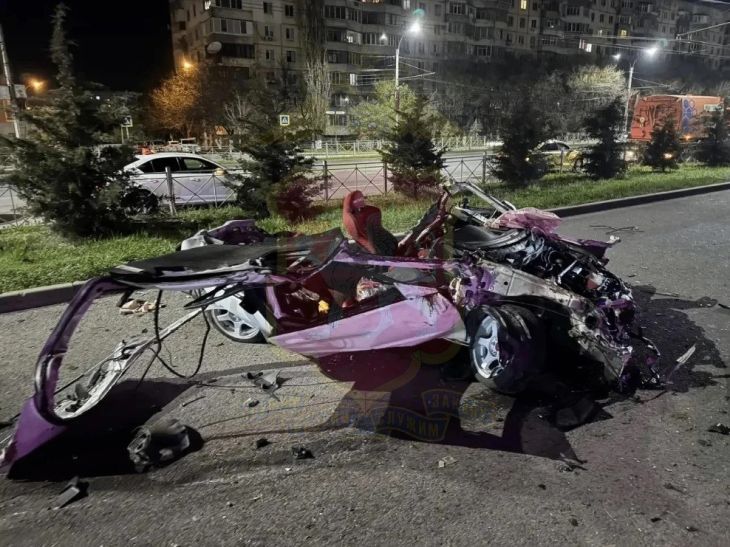 Симферопольцы рассказали, что видели перед тем как спортивная Honda превратилась в металлолом