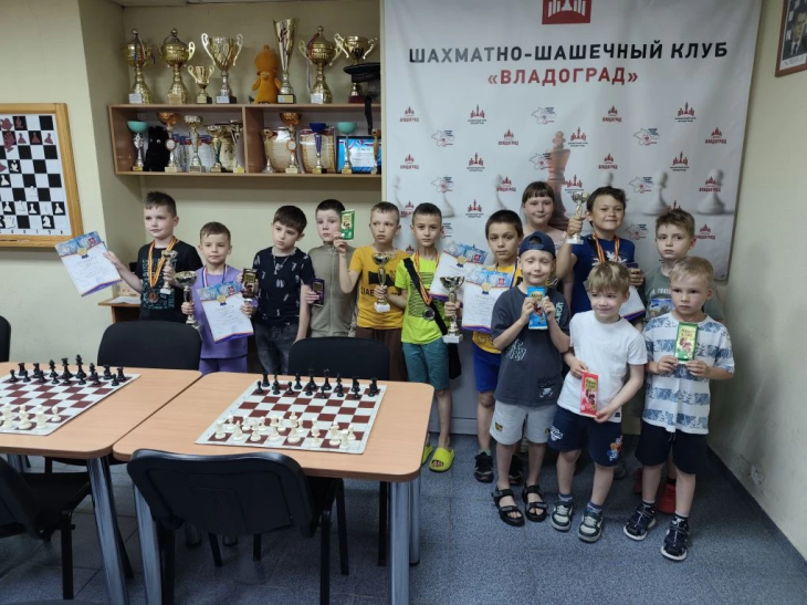 В Симферополе определили сильнейших юных шахматистов
