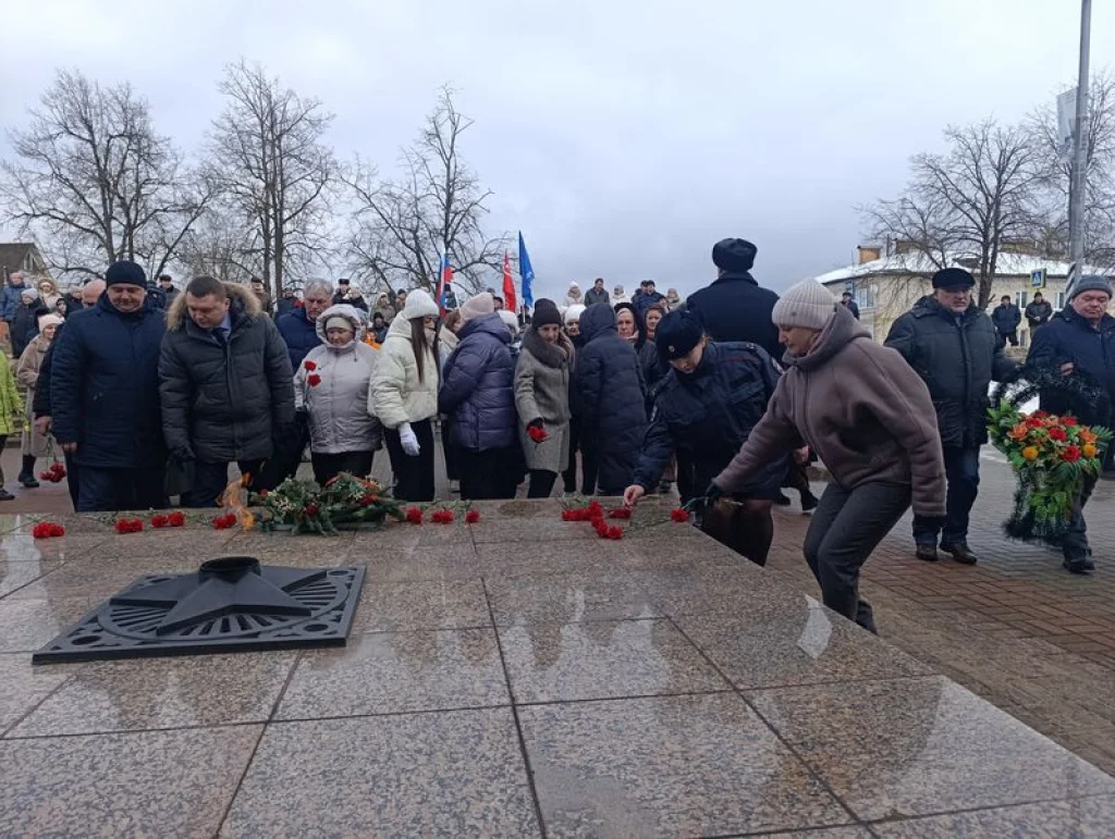 В Юхнове почтили память освободителей города от немецко-фашистских захватчиков